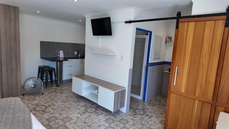 6 Bedroom Property for Sale in Rheenendal Western Cape